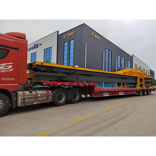 Linyi, Shandong Province: Delivery of a 12-ton rail transfer cart